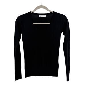 Everlane Luxe Lightweight Wool Sweater in black Size XXS NWOT